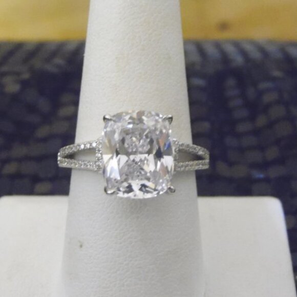 Radiance by Absolute Cushion cut Solitaire Simulated Diamond Ring Size 9 - Picture 3 of 5